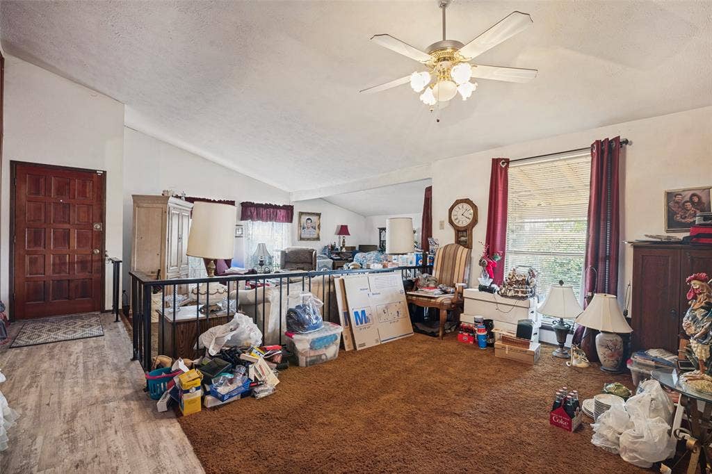 4332 O Hare Drive, Mesquite, TX 75150 4332 O Hare Drive, Mesquite, TX 75150