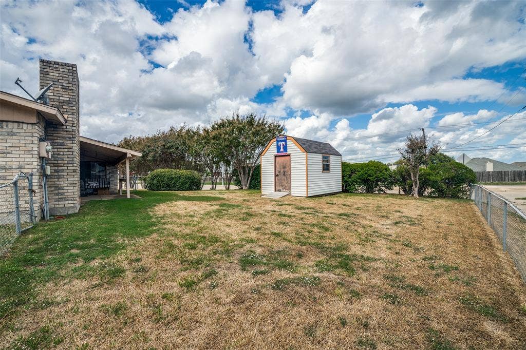 4332 O Hare Drive, Mesquite, TX 75150 4332 O Hare Drive, Mesquite, TX 75150