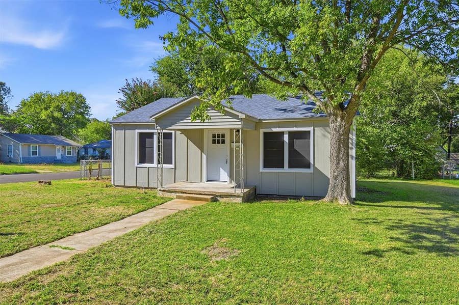 Property photo for 1218 S Maxey Street, Sherman, TX