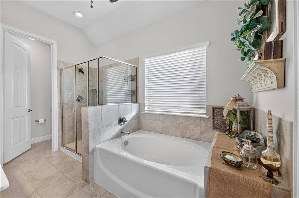 2525 Perdenales Drive, Royse City, TX 75189 2525 Perdenales Drive, Royse City, TX 75189