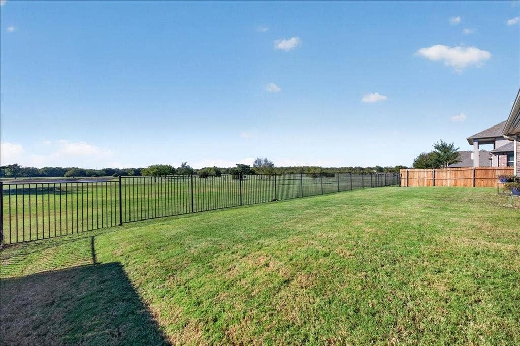 2525 Perdenales Drive, Royse City, TX 75189 Golf Course View