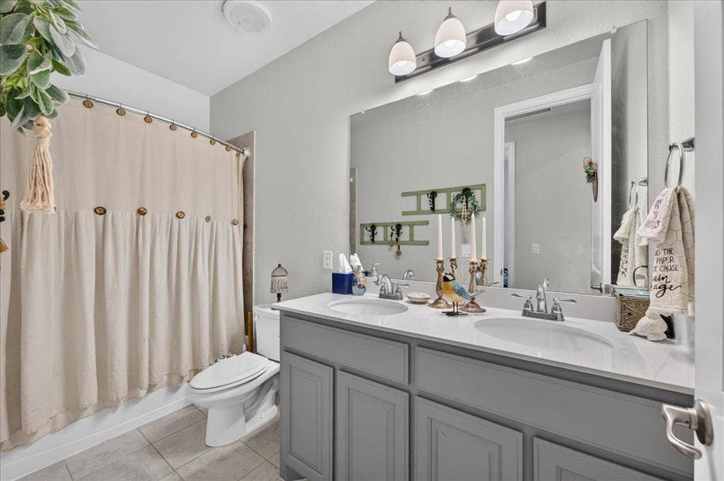 2525 Perdenales Drive, Royse City, TX 75189 2525 Perdenales Drive, Royse City, TX 75189