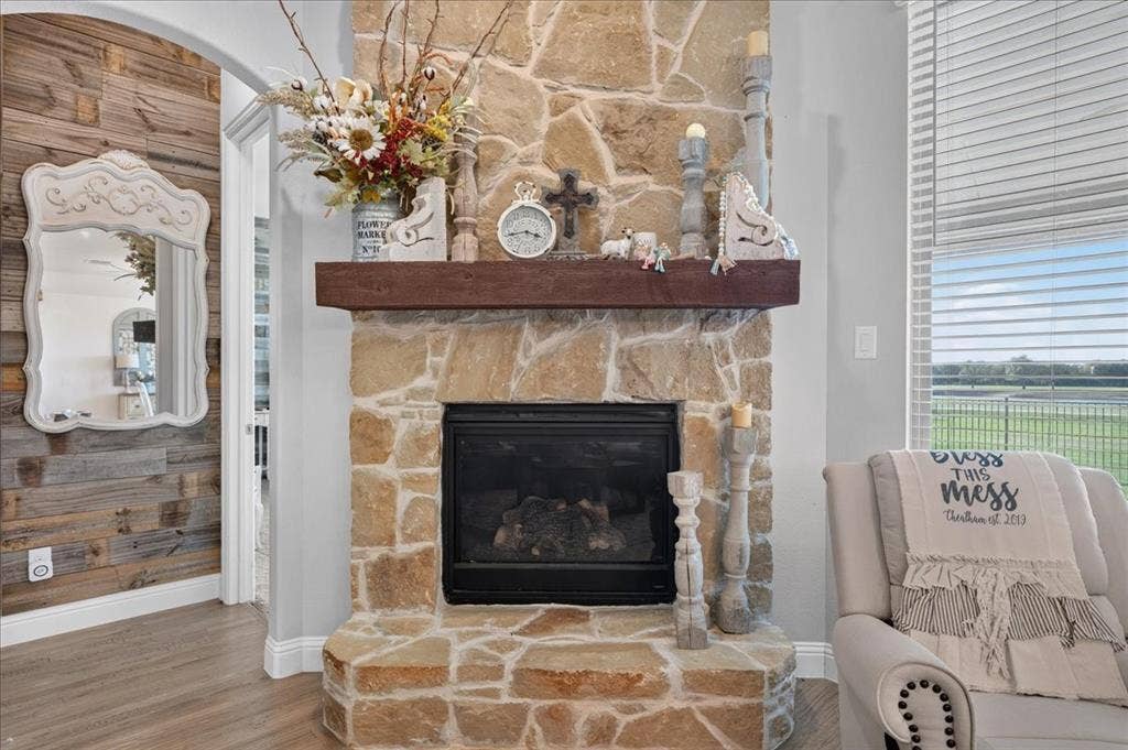 2525 Perdenales Drive, Royse City, TX 75189 2525 Perdenales Drive, Royse City, TX 75189
