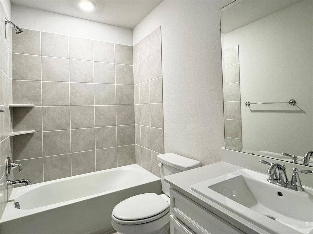 7856 Manilla Drive, Rowlett, TX 75088 7856 Manilla Drive, Rowlett, TX 75088