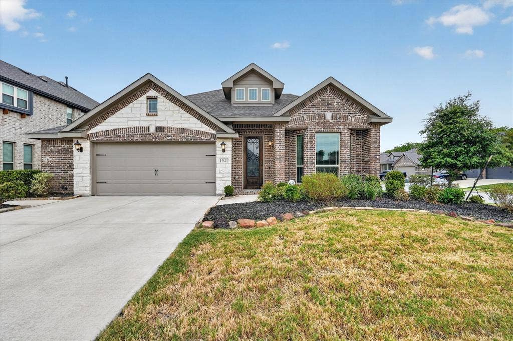 1941 Silverleaf Drive, Glenn Heights, TX 75154 1941 Silverleaf Drive, Glenn Heights, TX 75154