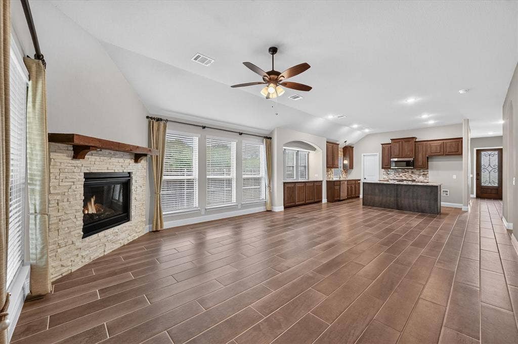 1941 Silverleaf Drive, Glenn Heights, TX 75154 1941 Silverleaf Drive, Glenn Heights, TX 75154