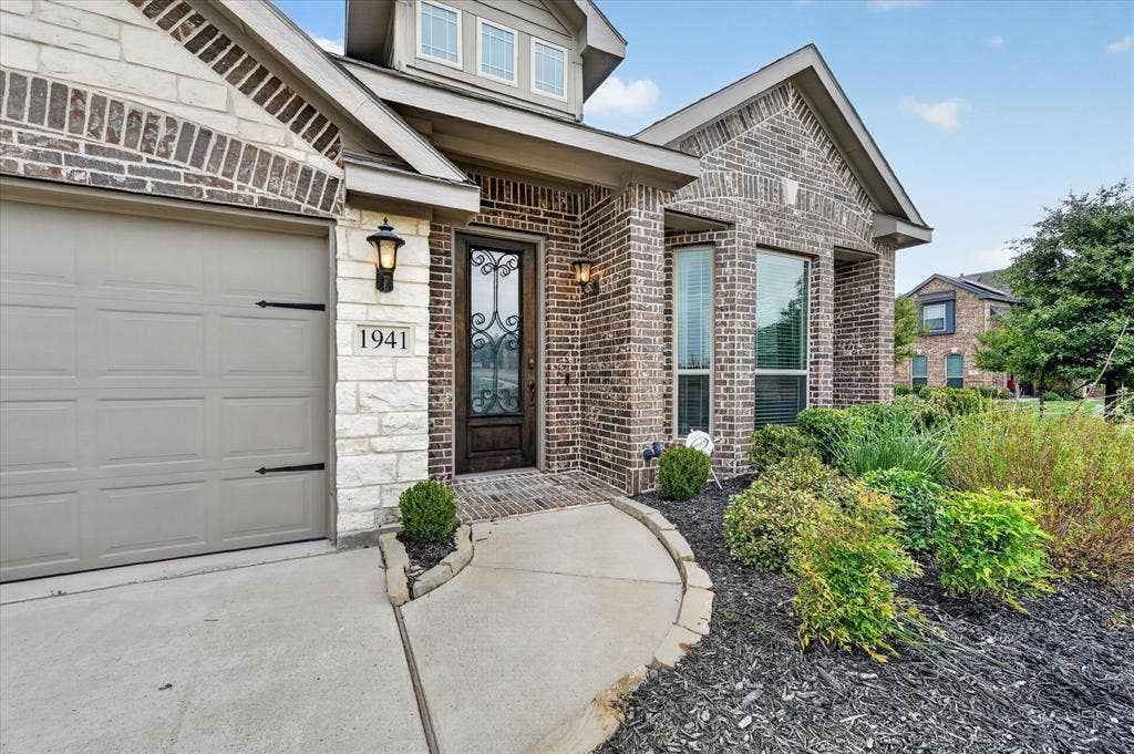 1941 Silverleaf Drive, Glenn Heights, TX 75154 1941 Silverleaf Drive, Glenn Heights, TX 75154