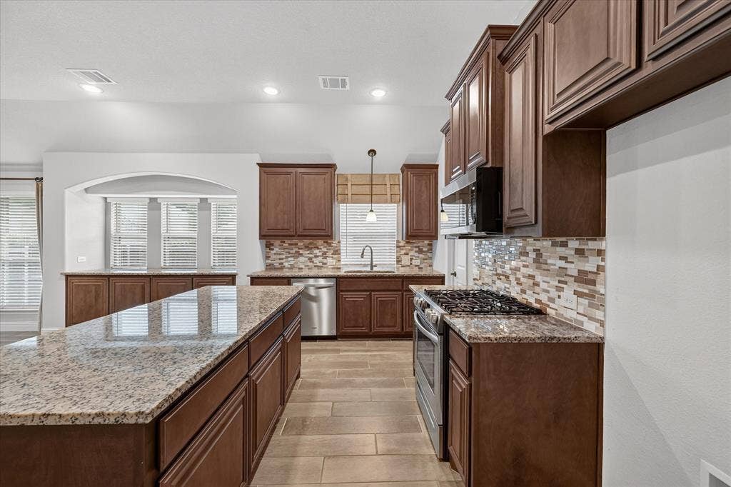 1941 Silverleaf Drive, Glenn Heights, TX 75154 1941 Silverleaf Drive, Glenn Heights, TX 75154