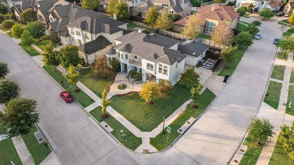 13364 Leeson Lane, Frisco, TX 75035 13364 Leeson Lane, Frisco, TX 75035