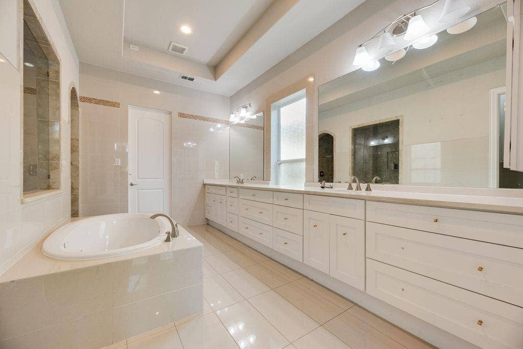 13364 Leeson Lane, Frisco, TX 75035 13364 Leeson Lane, Frisco, TX 75035