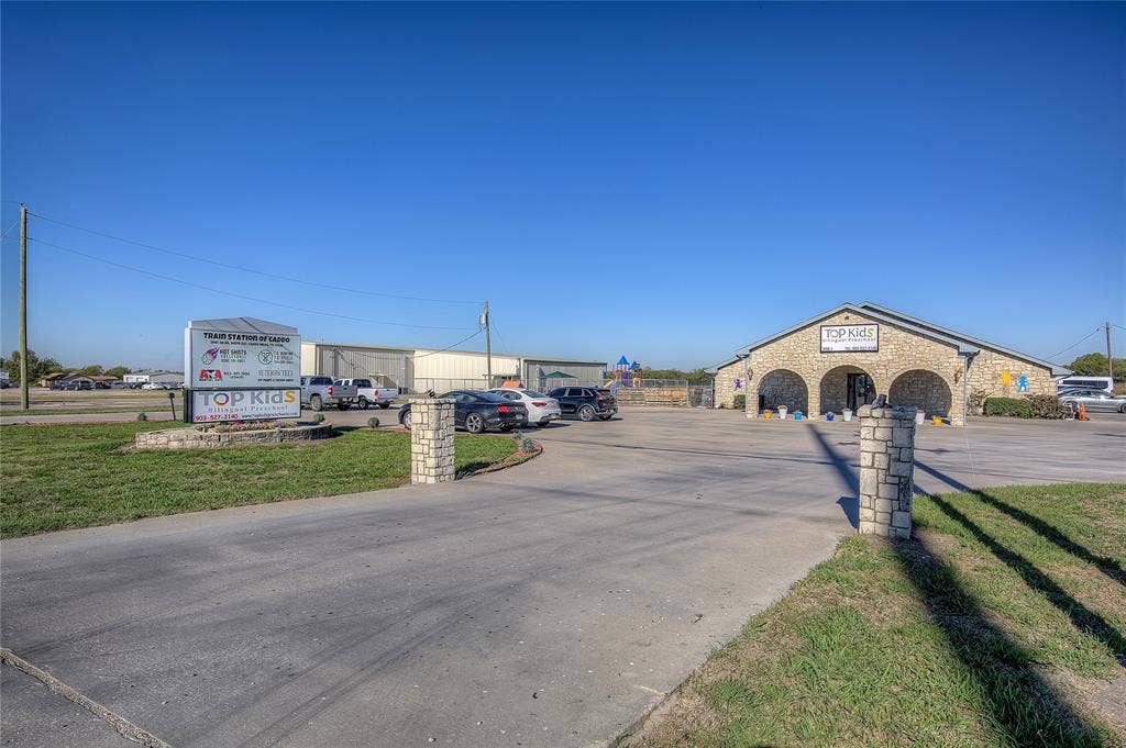 3061 State Highway 66, Caddo Mills, TX 75135 Entry from SH 66