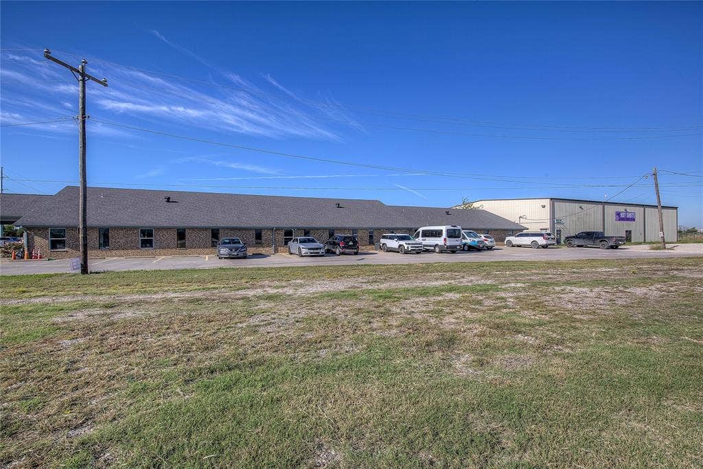 3061 State Highway 66, Caddo Mills, TX 75135 3061 State Highway 66, Caddo Mills, TX 75135