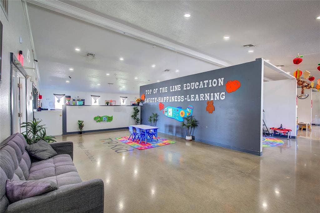 3061 State Highway 66, Caddo Mills, TX 75135 Daycare entry