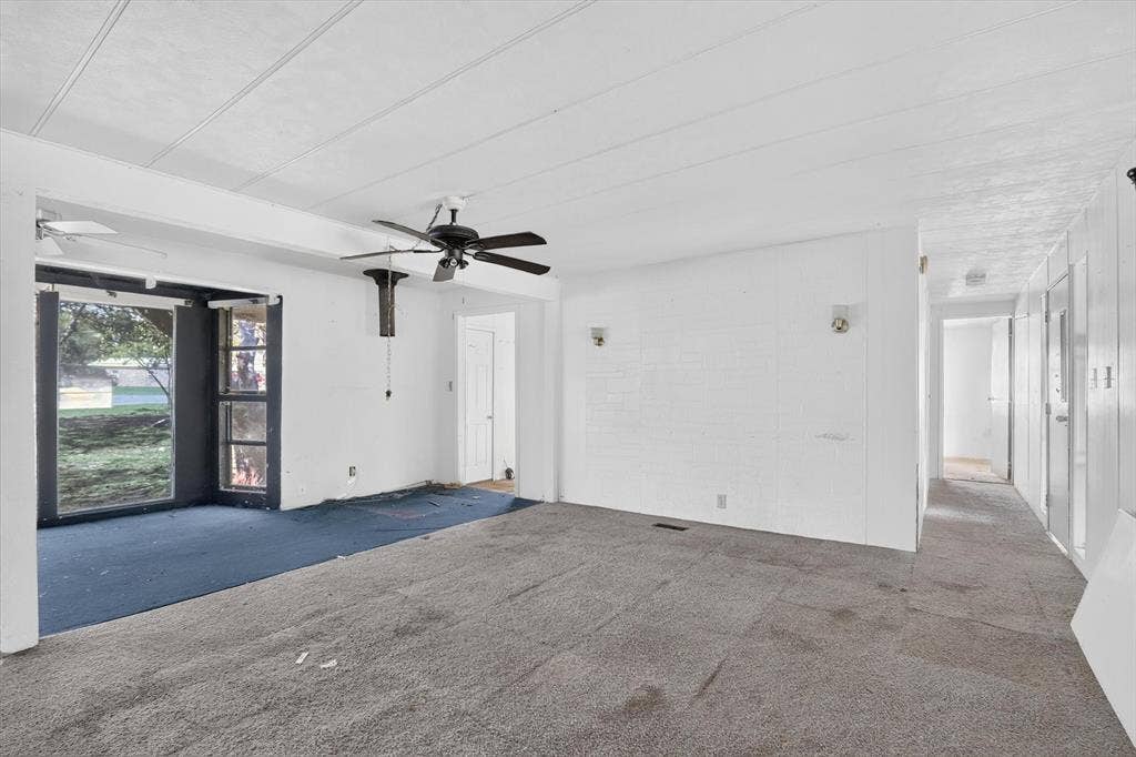 3801 Montego Bay Court, Granbury, TX 76049