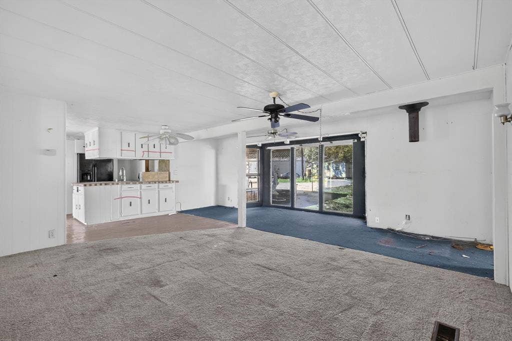 3801 Montego Bay Court, Granbury, TX 76049
