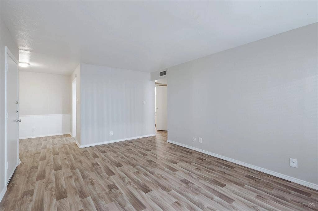 4302 Woodhollow Drive, #254, Dallas, TX 75237 $0- Application fee $0- Admi Fee
