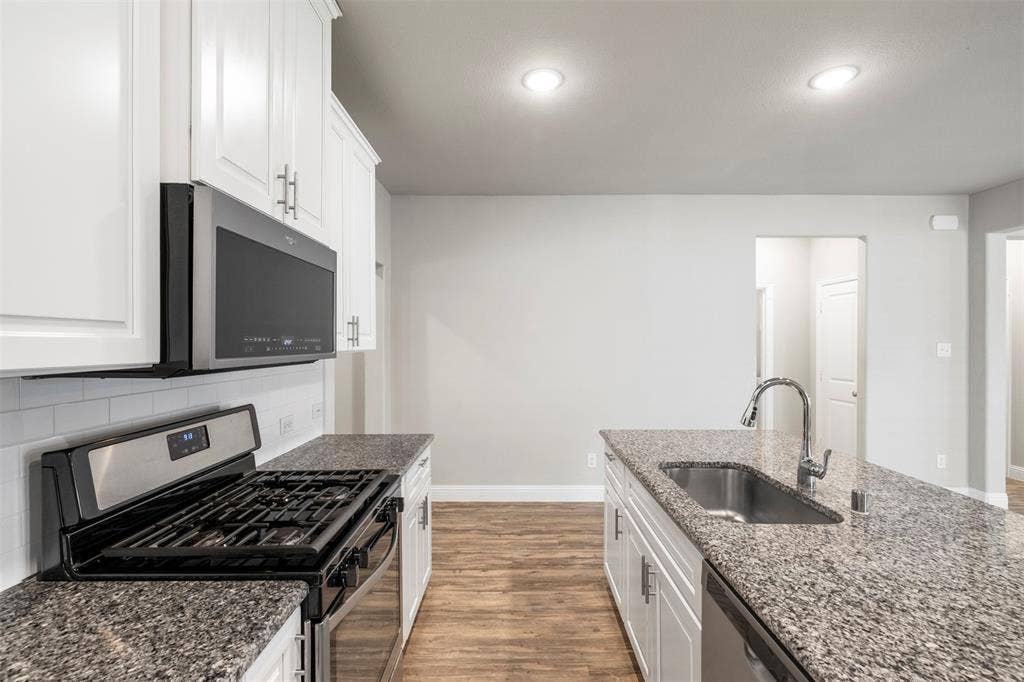 3713 Sweetclover Drive, McKinney, TX 75071 3713 Sweetclover Drive, McKinney, TX 75071