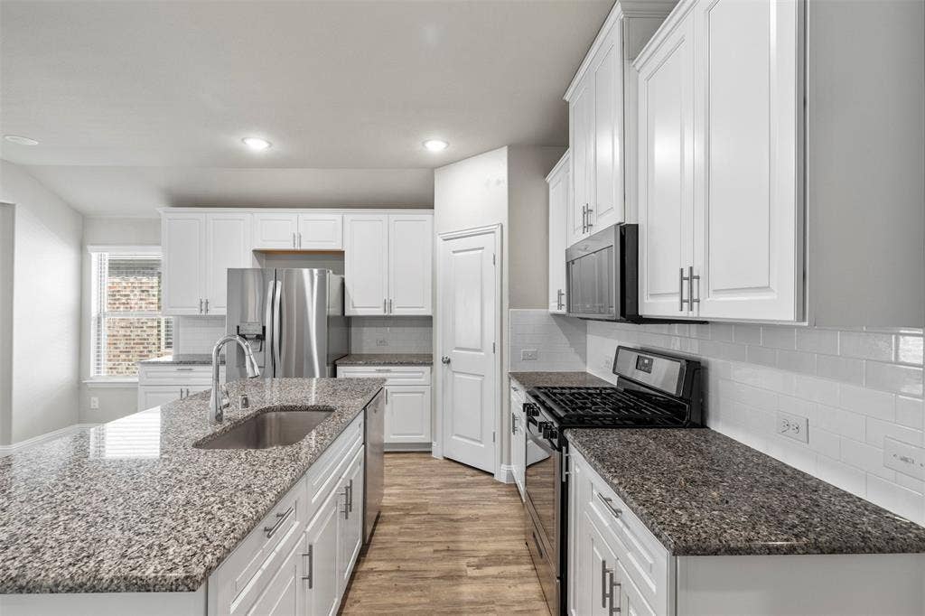 3713 Sweetclover Drive, McKinney, TX 75071 3713 Sweetclover Drive, McKinney, TX 75071