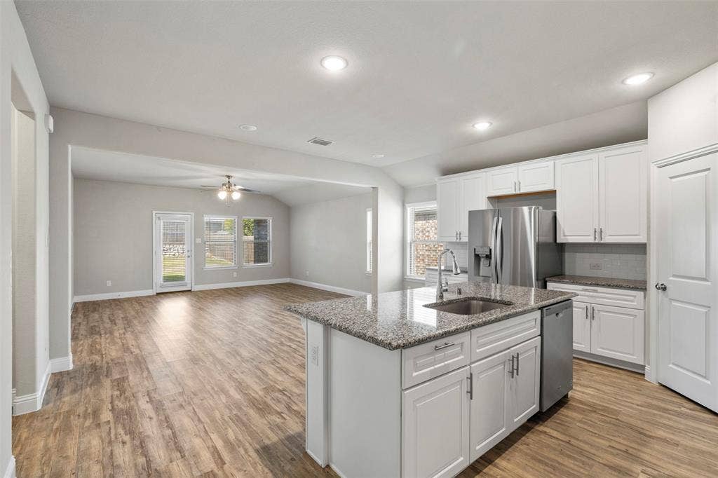 3713 Sweetclover Drive, McKinney, TX 75071 3713 Sweetclover Drive, McKinney, TX 75071