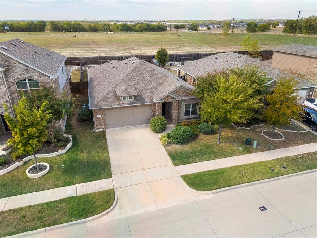 3713 Sweetclover Drive, McKinney, TX 75071 3713 Sweetclover Drive, McKinney, TX 75071