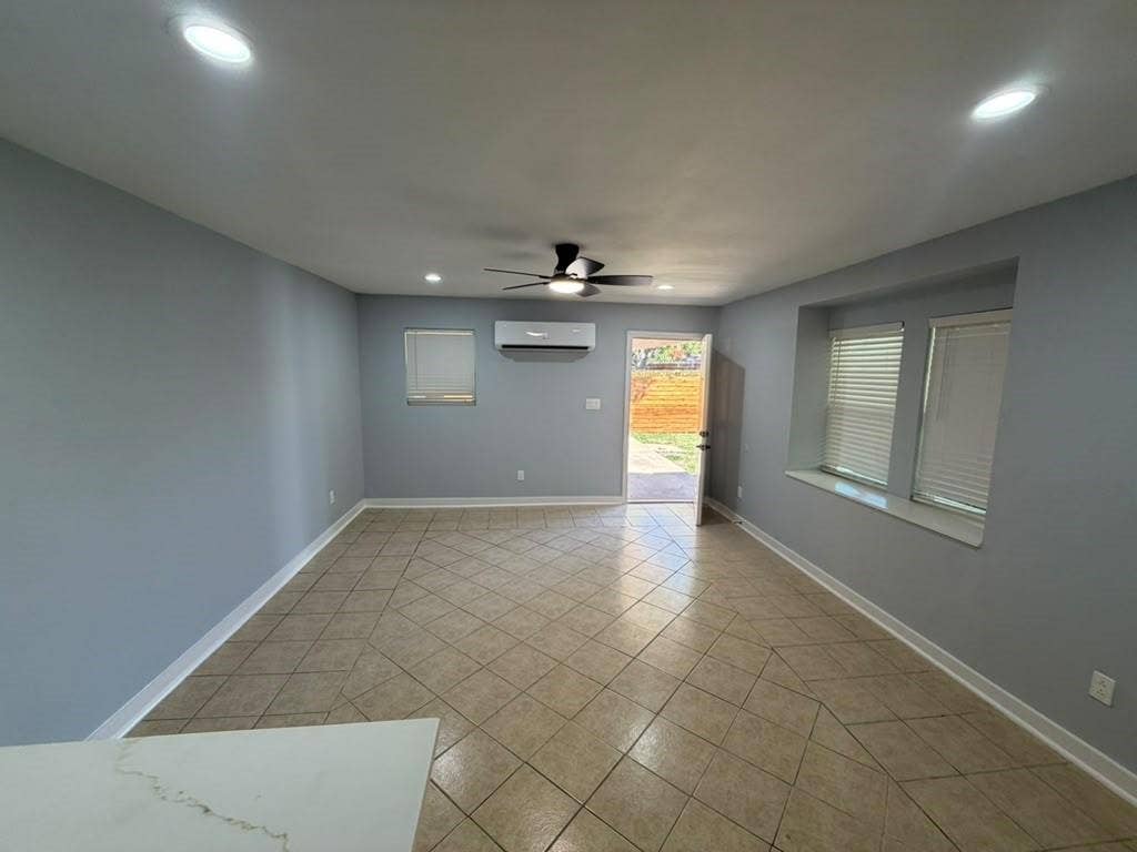 2320 Prichard Lane, Dallas, TX 75227 2320 Prichard Lane, Dallas, TX 75227