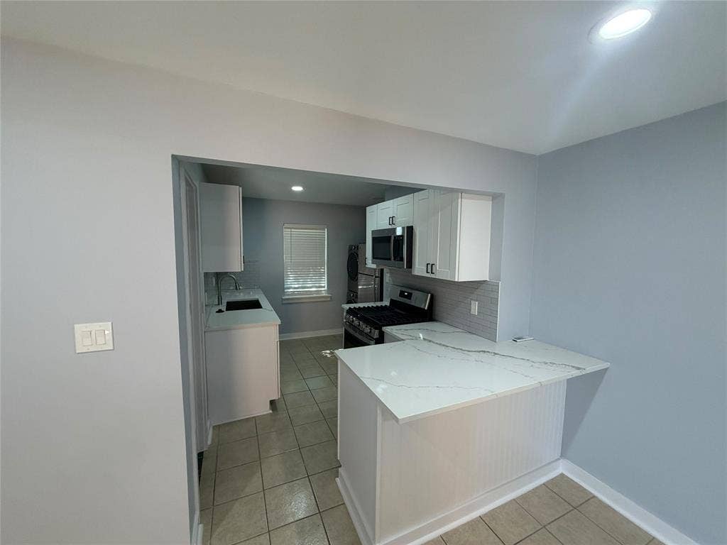 2320 Prichard Lane, Dallas, TX 75227 2320 Prichard Lane, Dallas, TX 75227