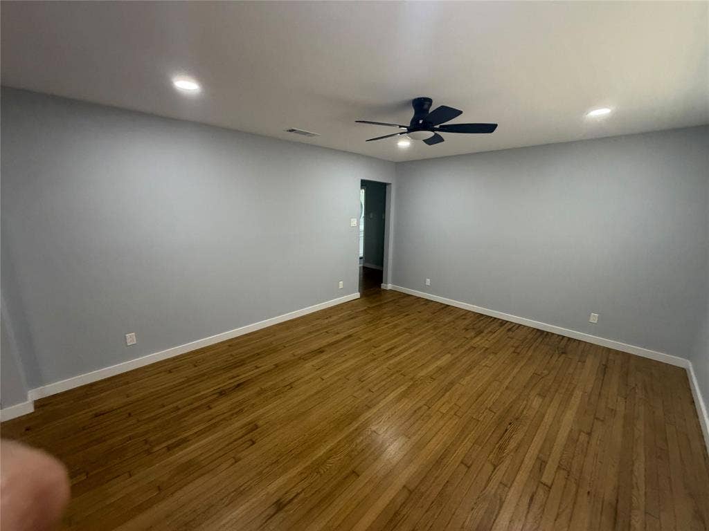 2320 Prichard Lane, Dallas, TX 75227 2320 Prichard Lane, Dallas, TX 75227