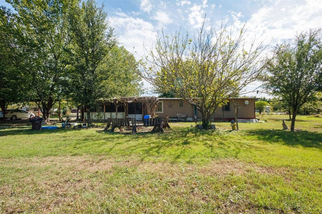 173 Hurst Circle, Ferris, TX 75125 173 Hurst Circle, Ferris, TX 75125