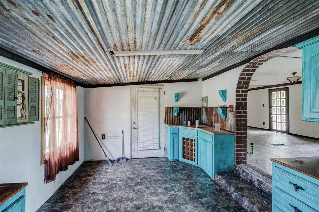 173 Hurst Circle, Ferris, TX 75125 173 Hurst Circle, Ferris, TX 75125