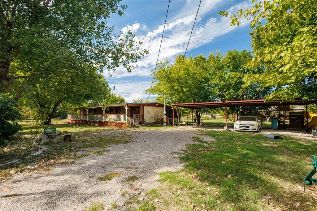 173 Hurst Circle, Ferris, TX 75125 173 Hurst Circle, Ferris, TX 75125