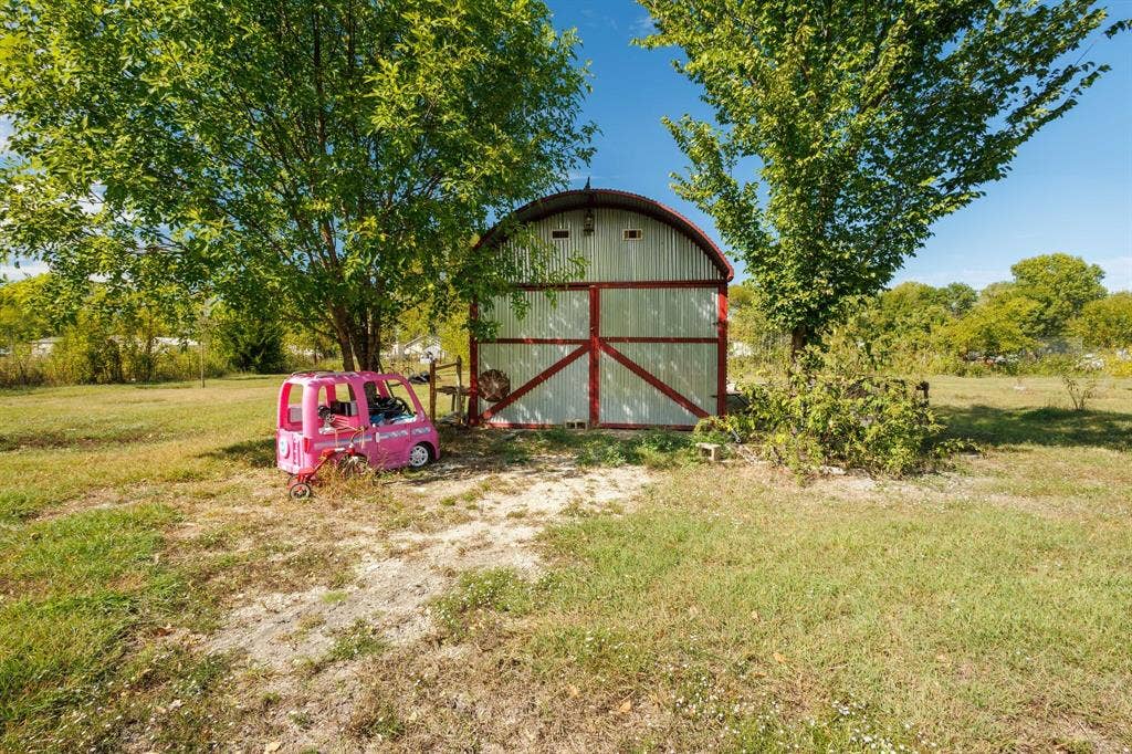 173 Hurst Circle, Ferris, TX 75125 173 Hurst Circle, Ferris, TX 75125