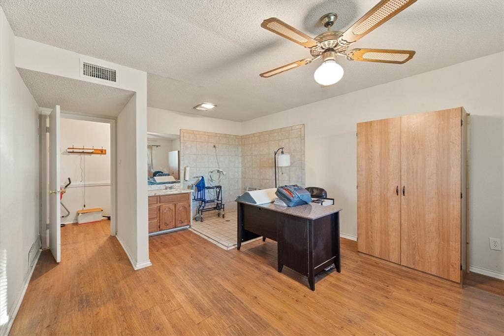353 Brazier Road, Ennis, TX 75119