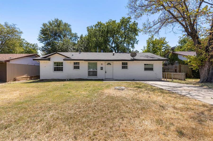 Property photo for 1410 Athens Drive, Mesquite, TX