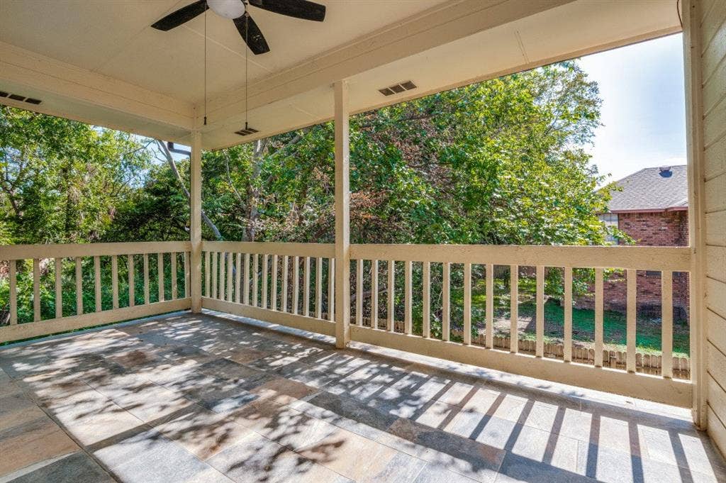 553 Ten Mile Drive, DeSoto, TX 75115 553 Ten Mile Drive, DeSoto, TX 75115