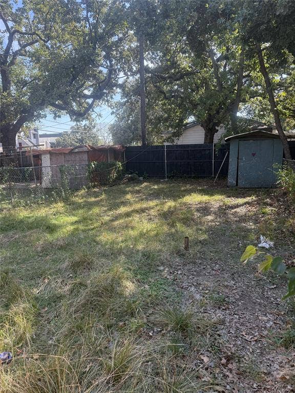 1236 Belew Street, Irving, TX 75061 1236 Belew Street, Irving, TX 75061