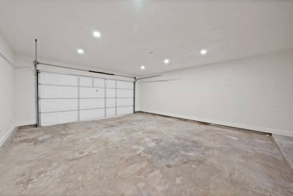 858 Lexington Drive, Lancaster, TX 75134 858 Lexington Drive, Lancaster, TX 75134