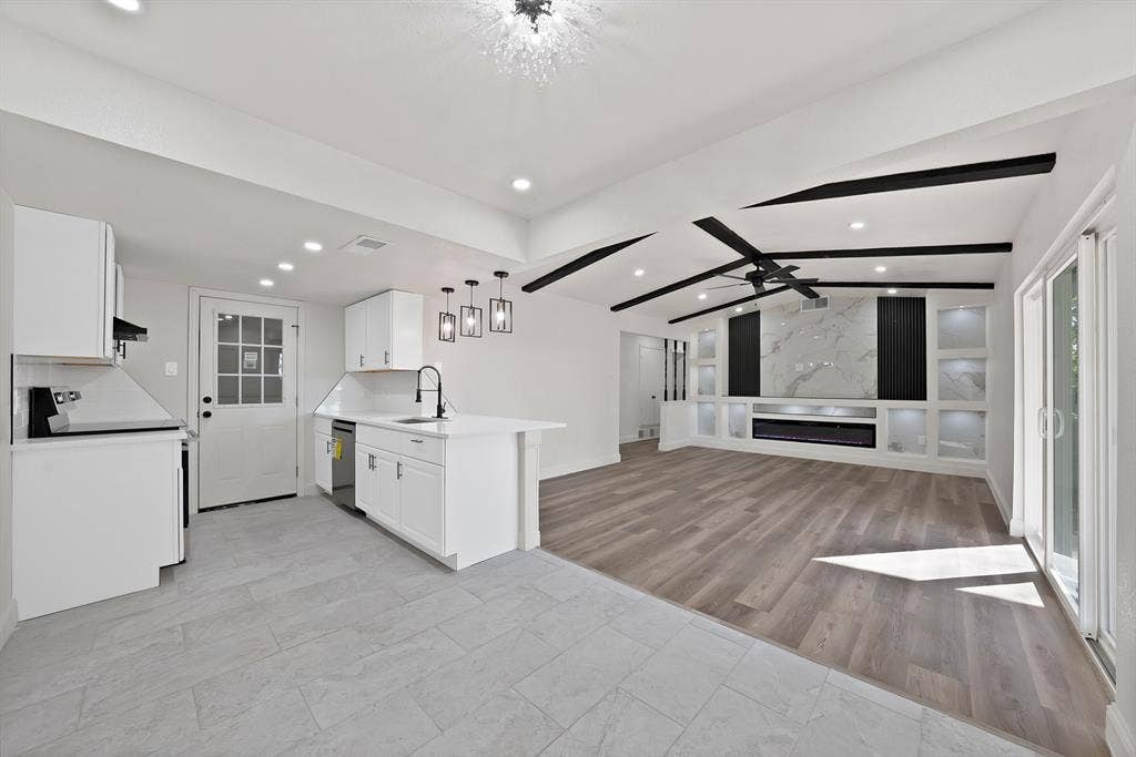858 Lexington Drive, Lancaster, TX 75134 858 Lexington Drive, Lancaster, TX 75134
