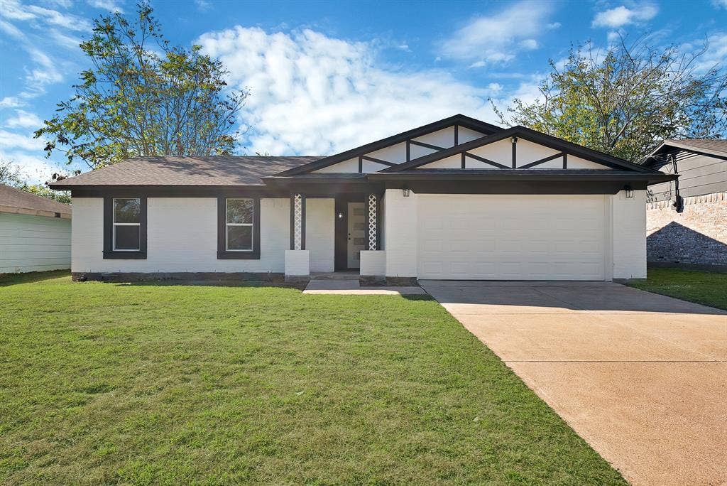 858 Lexington Drive, Lancaster, TX 75134 858 Lexington Drive, Lancaster, TX 75134