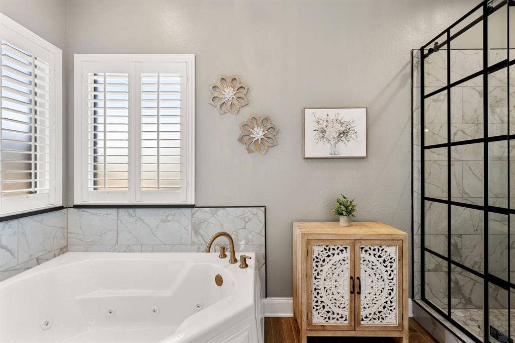 2857 Mallard Drive, Greenville, TX 75402