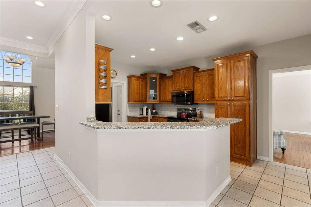 2857 Mallard Drive, Greenville, TX 75402