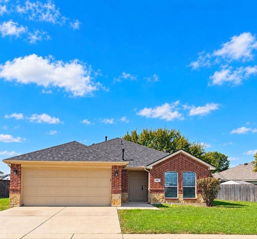 Property photo for 920 Marist Drive, Fort Worth, TX