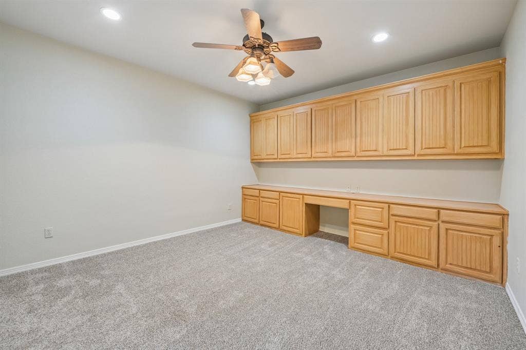 2209 Somerset, Midlothian, TX 76065