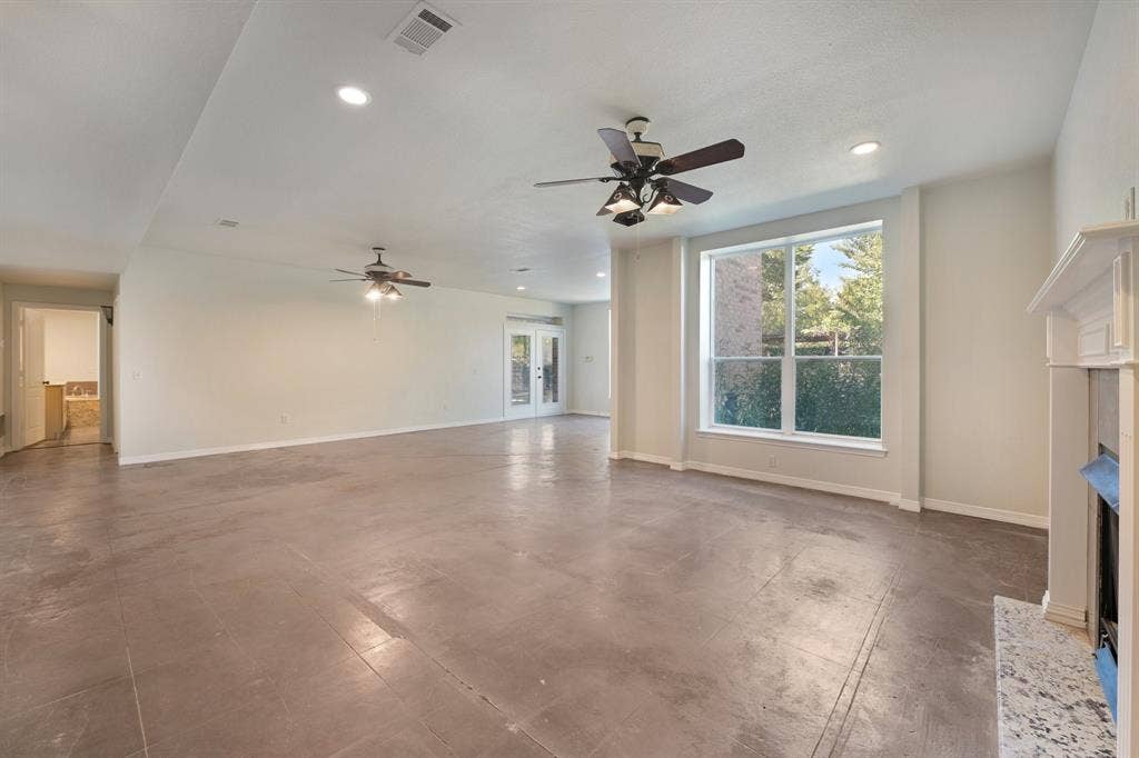 2209 Somerset, Midlothian, TX 76065