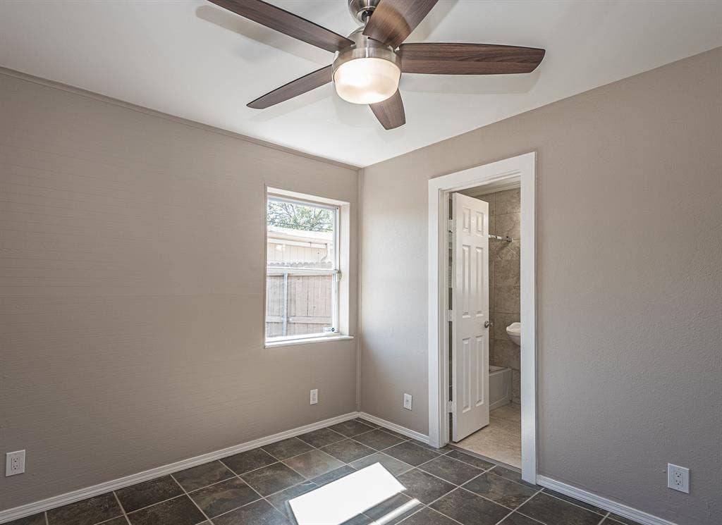 3074 Valwood Parkway, Farmers Branch, TX 75234 3074 Valwood Parkway, Farmers Branch, TX 75234