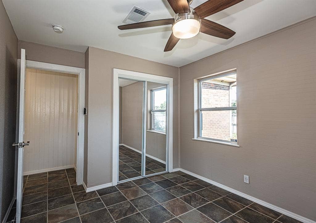 3074 Valwood Parkway, Farmers Branch, TX 75234 3074 Valwood Parkway, Farmers Branch, TX 75234