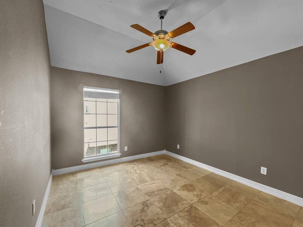 2132 Cliffside Drive, Plano, TX 75023 2132 Cliffside Drive, Plano, TX 75023