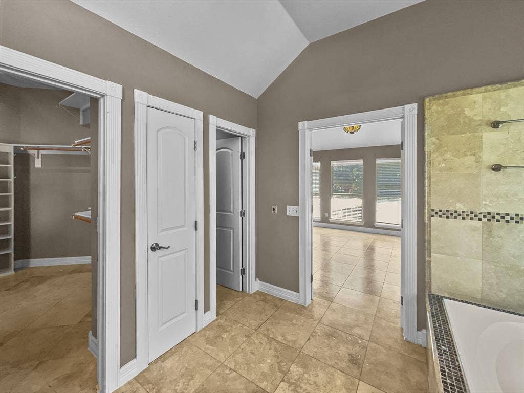 2132 Cliffside Drive, Plano, TX 75023 2132 Cliffside Drive, Plano, TX 75023