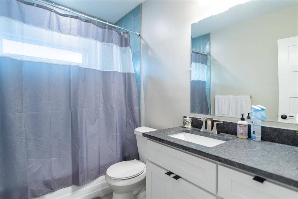 4514 victor, Dallas, TX 75246 4514 victor, Dallas, TX 75246