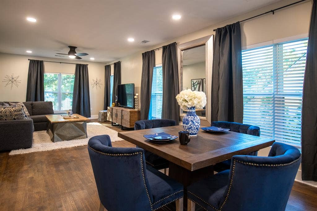 4514 victor, Dallas, TX 75246 4514 victor, Dallas, TX 75246