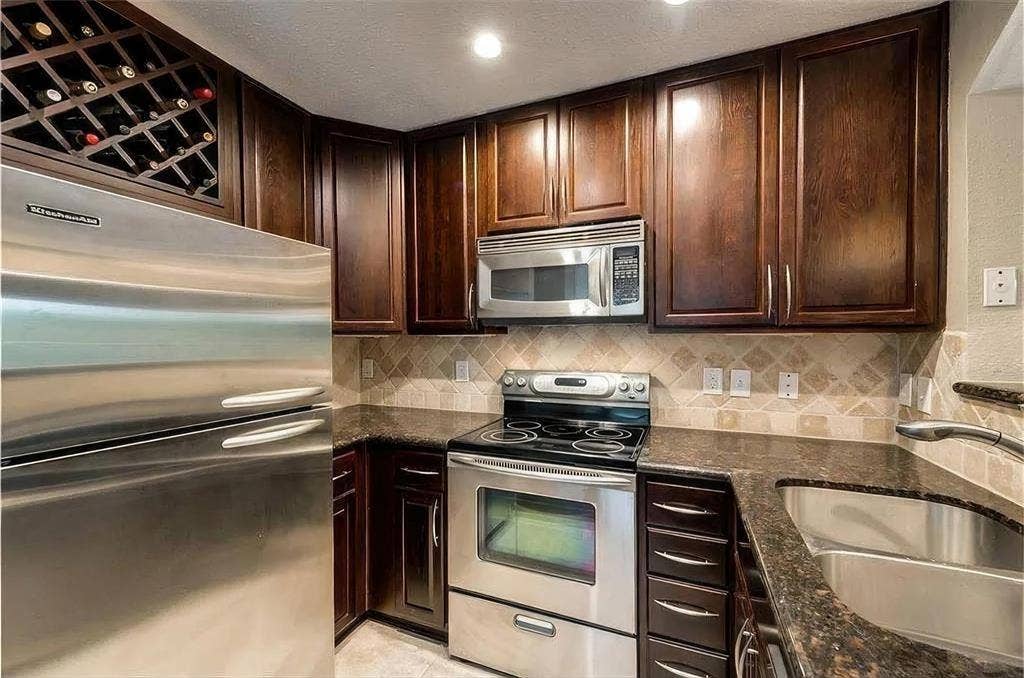 2201 Wolf Street, #6102, Dallas, TX 75201 2201 Wolf Street, #6102, Dallas, TX 75201